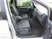 Volkswagen Touran - 1.6-16V FSI airco, cruise, trekhaak - 1 - Thumbnail