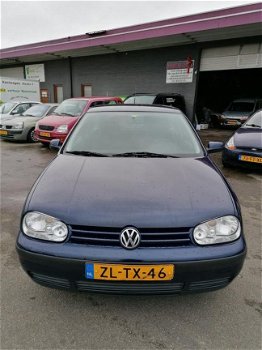 Volkswagen Golf - 1.4-16V Comfortline - 1