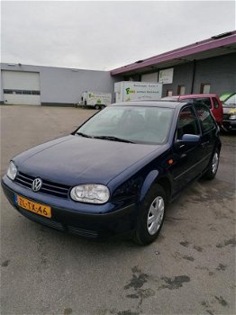 Volkswagen Golf - 1.4-16V Comfortline - 1