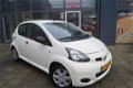 Toyota Aygo - 1.0-12V Access / AIRCO / 5-DEURS / N.A.P - 1 - Thumbnail