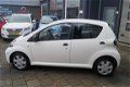 Toyota Aygo - 1.0-12V Access / AIRCO / 5-DEURS / N.A.P - 1 - Thumbnail