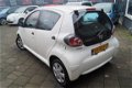 Toyota Aygo - 1.0-12V Access / AIRCO / 5-DEURS / N.A.P - 1 - Thumbnail