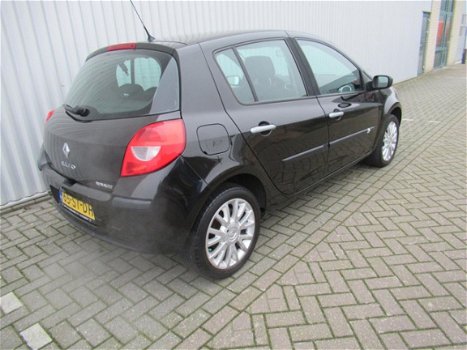 Renault Clio - 1.4-16V Dynamique Luxe - 1