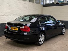 BMW 3-serie - 318d High Executive