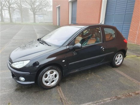 Peugeot 206 - 1.6-16V XS Premium Leder Inter. Clima - 1