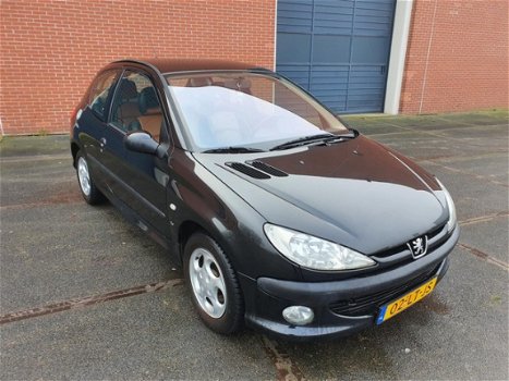 Peugeot 206 - 1.6-16V XS Premium Leder Inter. Clima - 1