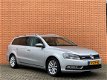 Volkswagen Passat Variant - 1.6 TDI BlueMotion Executive Edition | Navigatie | ECC | Parkeersensoren - 1 - Thumbnail