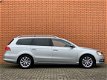 Volkswagen Passat Variant - 1.6 TDI BlueMotion Executive Edition | Navigatie | ECC | Parkeersensoren - 1 - Thumbnail