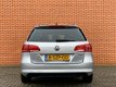 Volkswagen Passat Variant - 1.6 TDI BlueMotion Executive Edition | Navigatie | ECC | Parkeersensoren - 1 - Thumbnail