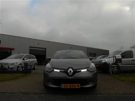 Renault Clio - 1.2 Collection NAVI/AIRCO/CRUISE/LMV - 1