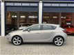 Opel Astra - 1.6 Sport 19