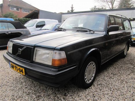 Volvo 240 - 2.3i Polar Dealer Onderhouden - 1