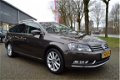 Volkswagen Passat Variant - 1.6 TDI Highline CLIMA / CRUISE / NAVI / VOL LEER / CAMERA - 1 - Thumbnail