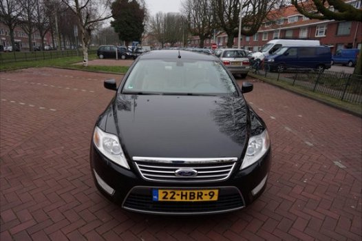 Ford Mondeo - 2.3-16V Ghia automaat - 1