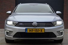 Volkswagen Passat Variant - 1.4 TSI GTE Highline Led/Navi/Pdc/Ecc/Leer-Alcantara/Achteruitrijcamera/