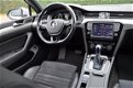 Volkswagen Passat Variant - 1.4 TSI GTE Highline Led/Navi/Pdc/Ecc/Leer-Alcantara/Achteruitrijcamera/ - 1 - Thumbnail