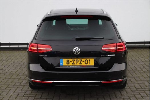 Volkswagen Passat Variant - 2.0 TDI Highline | LED+ | Navigatie | Stoelverwarming | 18