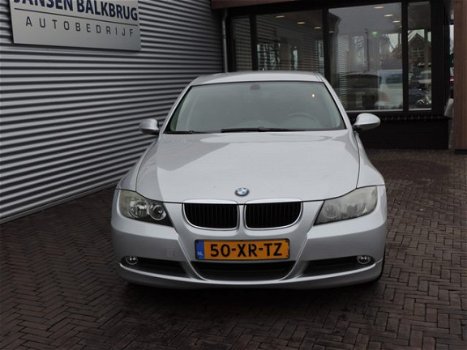 BMW 3-serie Touring - 318i Business Line - 1