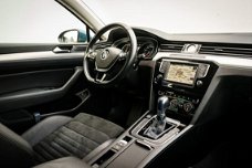 Volkswagen Passat Variant - 1.4 TSi GTE Highline Excl. BTW | Navigatie | Alcantara | Full LED