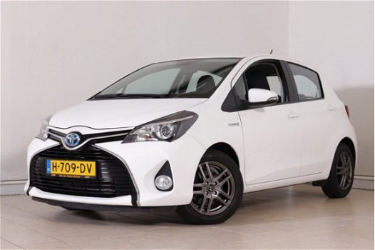 Toyota Yaris - 1.5 HYBRID AUTOMAAT ASPIRATION ECC CRUISE CAMERA BLUETOOTH LED PRIVACYGLASS LMV BTW - 1