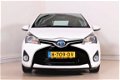 Toyota Yaris - 1.5 HYBRID AUTOMAAT ASPIRATION ECC CRUISE CAMERA BLUETOOTH LED PRIVACYGLASS LMV BTW - 1 - Thumbnail