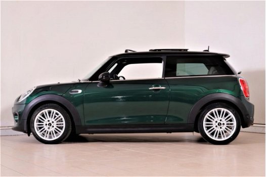 Mini Mini Cooper - 1.5 Chili 136 PK AUTOMAAT SCHUIFDAK LEDEREN SPORTSTOELEN NAVIGATIE ECC XENON LMV - 1