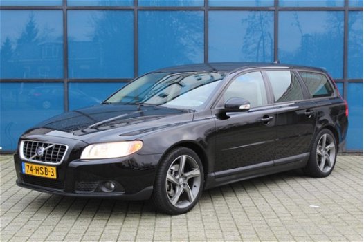 Volvo V70 - 2.5T Kinetic | TOP STAAT | 18''LMV | PDC | CLIMA | CRUISE | 200PK | - 1