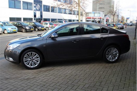 Opel Insignia - 2.0 CDTI EcoFLEX Edition 1e EIGENAAR_NAVI_PDC V+A_LMV - 1