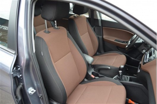 Hyundai i20 - 1.2 HP i-Motion Comfort Cruise | Ecc | Pdc | NAP - 1