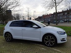 Volkswagen Golf - 1.2 TSI Trendline Led+R Line