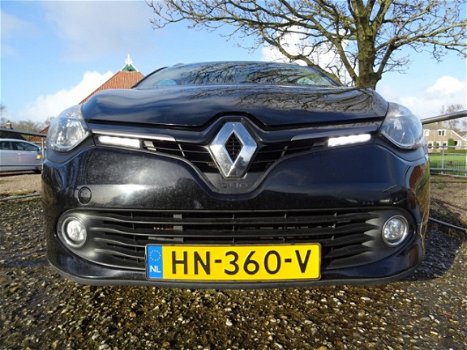 Renault Clio Estate - 1.5 dCi ECO Night&Day | Navi + R-Link + Cruise + Airco nu € 6.450, - 1