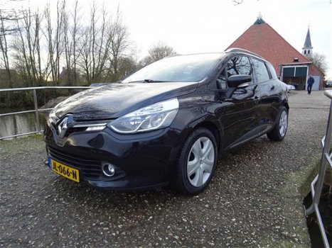 Renault Clio Estate - 1.5 dCi ECO Night&Day | Airco + Navi + Cruise nu € 6.975, - 1