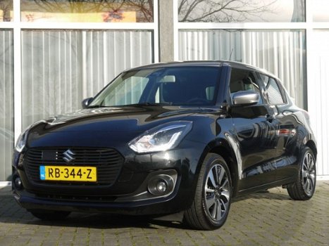 Suzuki Swift - 1.2 HYBRID STIJL 5DRS ADPT. CRUISE CLIMA NAVI LED 1E EIG NL-AUT - 1