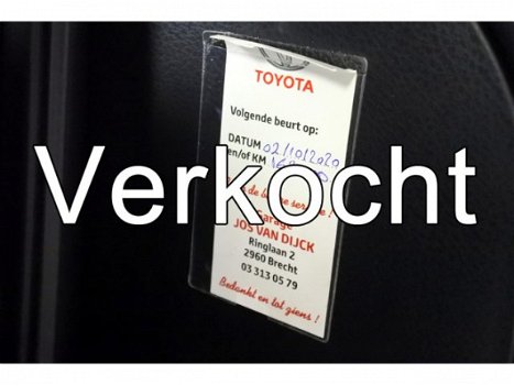 Toyota RAV4 - 2.0 153pk Automaat 4WD Style Keyless Navi CAM Trekhaak - 1
