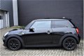 Mini Mini Cooper - Hatchback 1.5 CHILI BUSINESS /Led/Half leder/Sportstoelen/Navi Prof/Panodak/PDC/L - 1 - Thumbnail