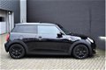 Mini Mini Cooper - Hatchback 1.5 CHILI BUSINESS /Led/Half leder/Sportstoelen/Navi Prof/Panodak/PDC/L - 1 - Thumbnail