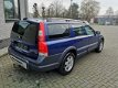 Volvo XC70 - 2.5 T Ocean Race Geartronic 2005 Leer/Navi/Trekhaak GEEN TWEEDE ZO MOOI - 1 - Thumbnail