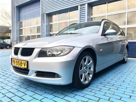 BMW 3-serie Touring - 320I HIGH EXECUTIVE PANO DAK LEER NAVI - 1