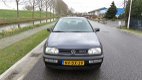 Volkswagen Golf - 2.0 GTI * 5 DRS * NL Auto * TOPSTAAT - 1 - Thumbnail