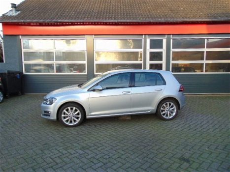 Volkswagen Golf - 1.6 TDI Connected Series - 1