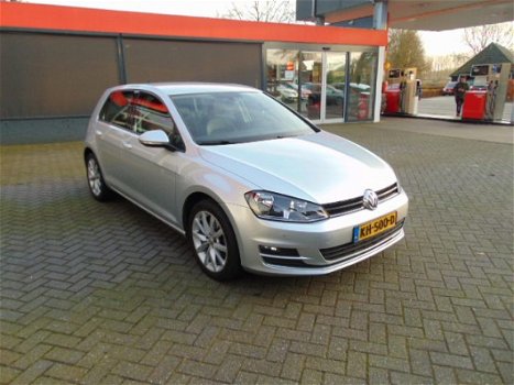 Volkswagen Golf - 1.6 TDI Connected Series - 1