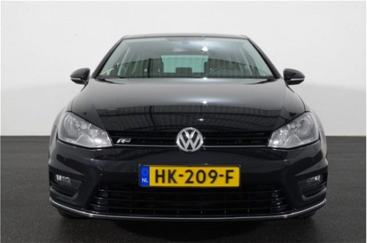 Volkswagen Golf - 1.6 TDI Business R-line Edition > | DSG | Navi | App connect | Camera | Cruise | E - 1