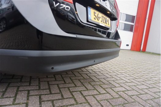Volvo V70 - 2.4D 176 pk Limited Edition / automaat / leder / navigatie - 1