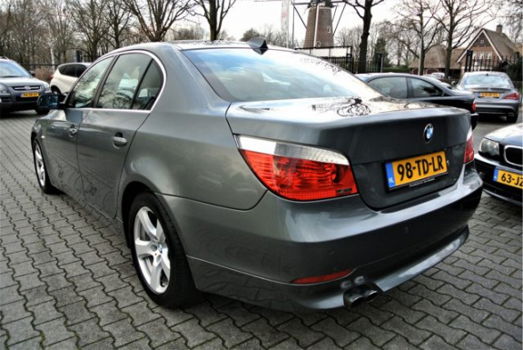 BMW 5-serie - 523i Business Line Automaat Leder Navigatie - 1