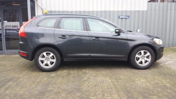 Volvo XC60 - 2.4D AWD - 1