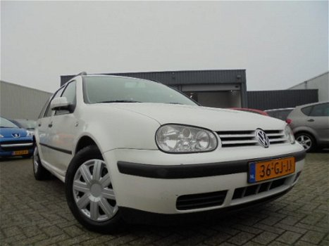 Volkswagen Golf Variant - 1.6 Trendline LPG. Cruise. Radio-CD. APK 08-2020 - 1