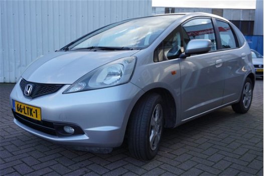 Honda Jazz - 1.2I Trend - 1