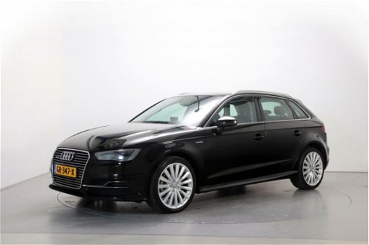 Audi A3 Sportback - 1.4 E-Tron 204pk Pro Line Plus Navigatie Camera Stoelverwarming ParkAssist - 1