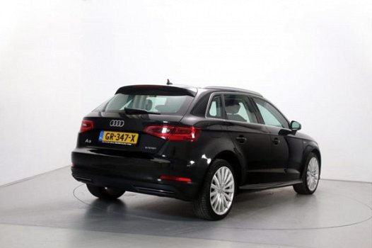 Audi A3 Sportback - 1.4 E-Tron 204pk Pro Line Plus Navigatie Camera Stoelverwarming ParkAssist - 1