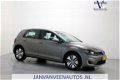 Volkswagen Golf - 1.4 TSI 204pk GTE DSG Navigatie ParkAssist App-Connect Climate Control - 1 - Thumbnail